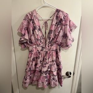 Tularosa purple floral dress size medium! Bought from Revolve!